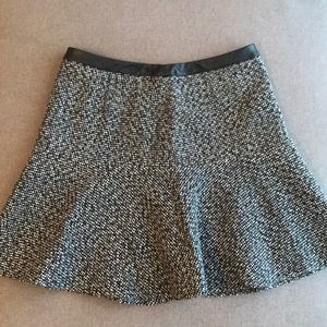 ❗️SOLD❗️Black & White Skirt